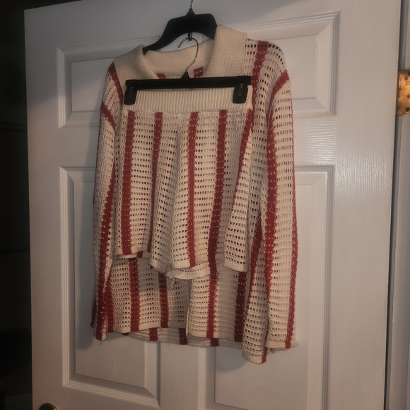 Short set - Picture 3 of 3